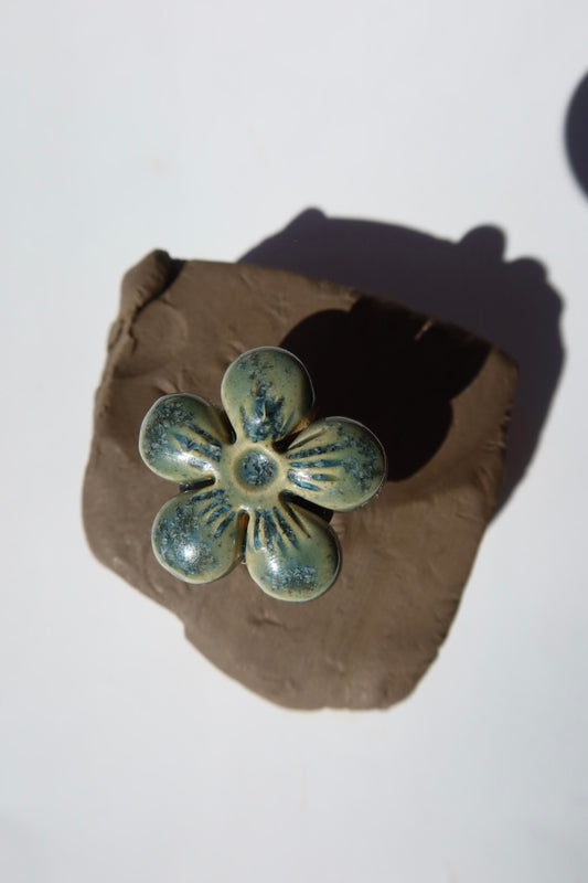 Bloom handmade ceramic flower ring in Sparkling Blue — colorful statement ring inspired by Lisbon in spring on raw clay, made in Portugal by Jadeo Studio