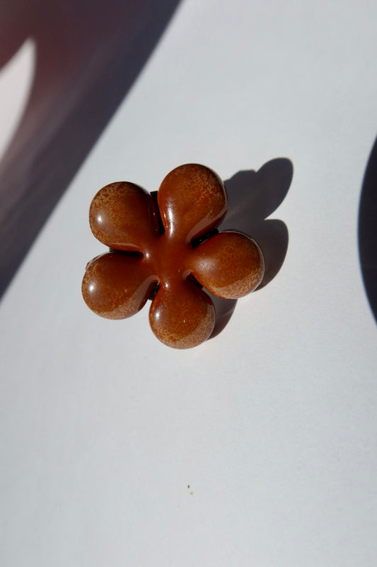 Bloom ceramic flower ring in sparkling brown glaze, handmade in Lisbon