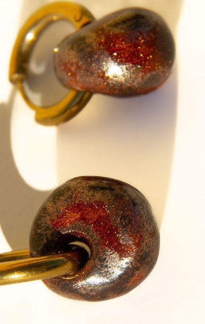 Gomes handmade ceramic earrings in Bark — rounded circular form, bold yet discreet, made in Lisbon Portugal by Jadeo Studio, silver and gold hoop
