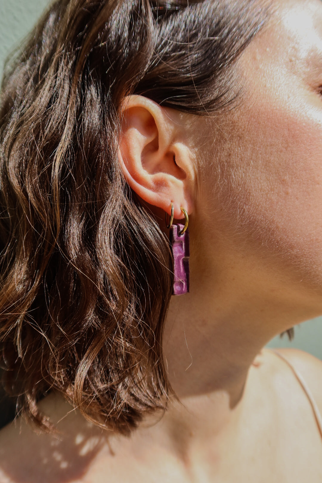 Penha handmade ceramic earrings in Aubergine — minimalist rectangular drop, sculpted clay, made in Lisbon Portugal by Jadeo Studio, Lisbon lifestyle
