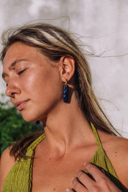 Penha handmade ceramic earrings in Blue Navy — minimalist rectangular drop, sculpted clay, lisbon lifestyle, made in Lisbon Portugal by Jadeo Studio
