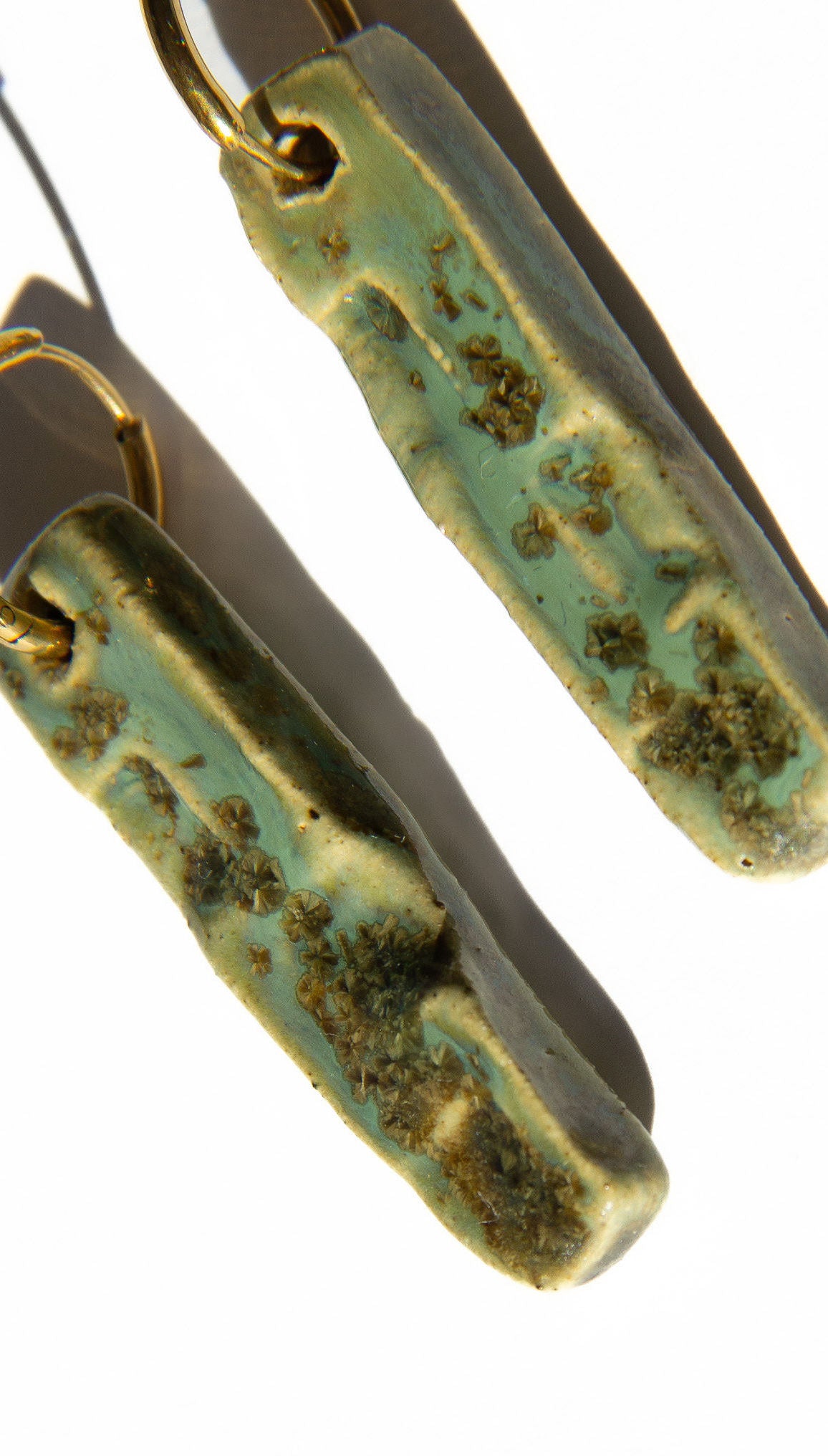 Penha handmade ceramic earrings in Light Green — minimalist rectangular drop, sculpted clay, statement jewelry made in Lisbon Portugal by Jadeo Studio